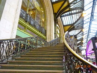 リヨン駅階段